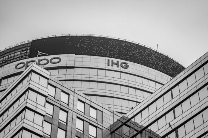 Interfaz de búsqueda de Google mostrando oferta de IHG