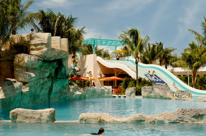 Great Tides Waterpark en Great Stirrup Ca